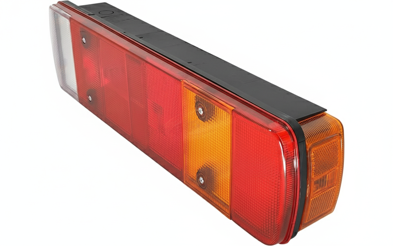 Universal - Baklampa höger 7-segment