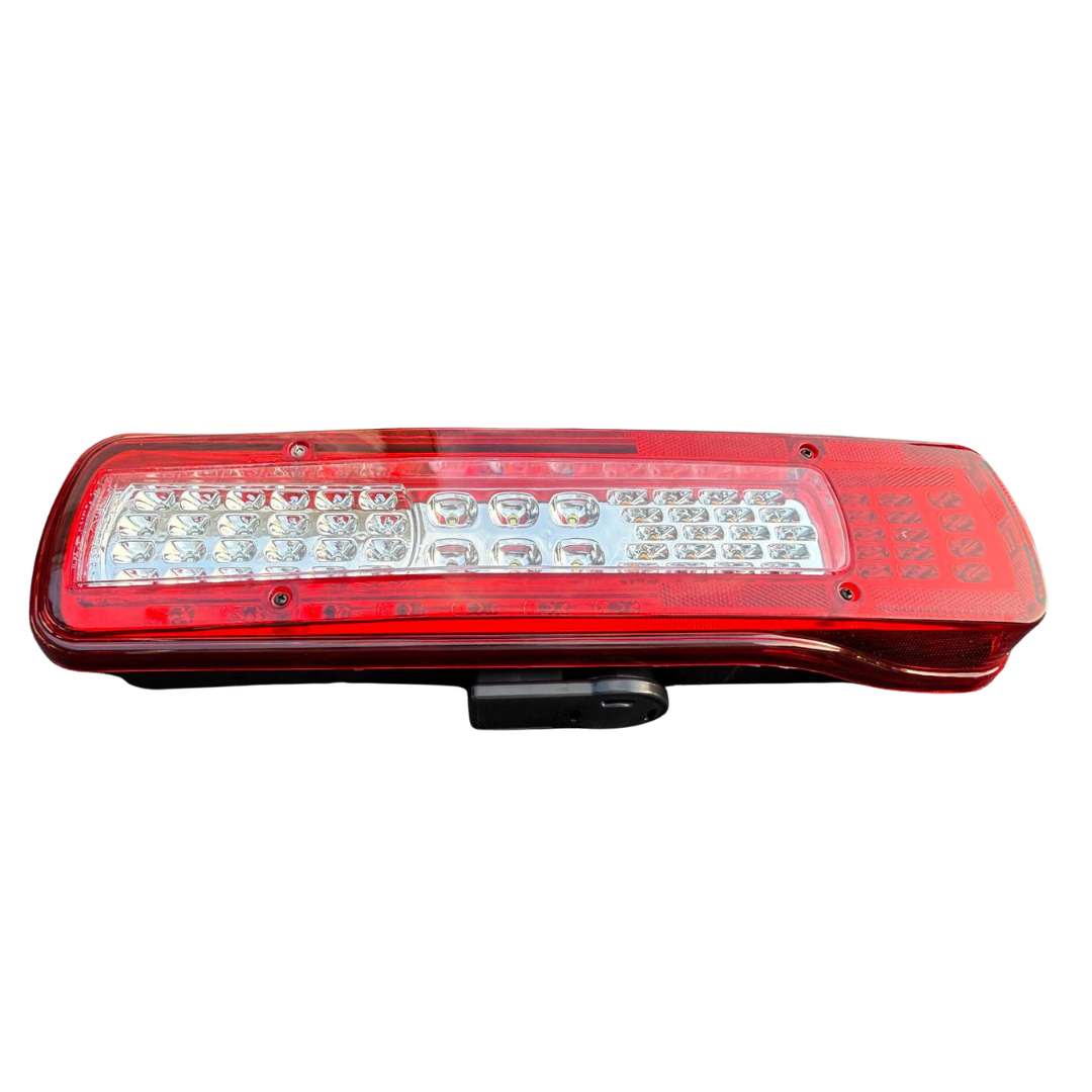 Volvo FM4/FM5/FH4/FM/FMX/FH5 - LED bakljus höger med backvarnare