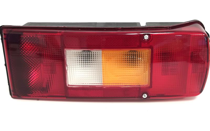 Volvo FM12 V.2/FM13/FMX/FL - Bakre bakljus höger OK